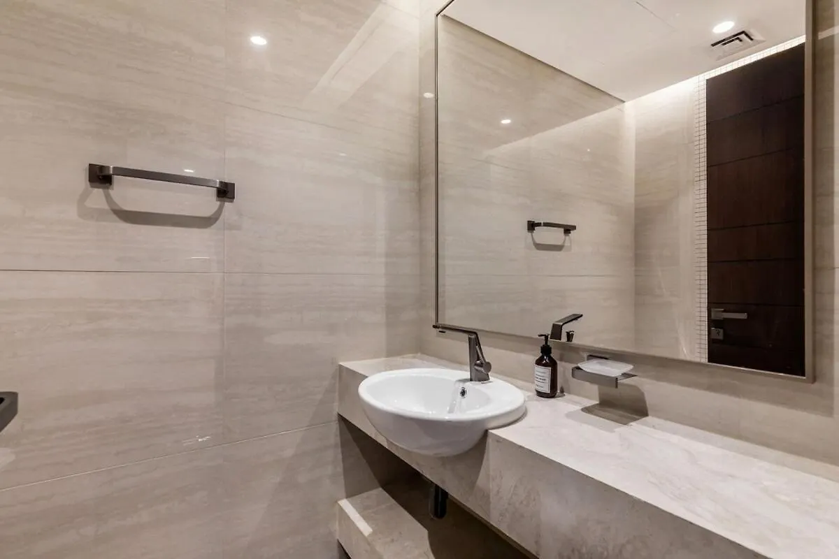 Nobles Tower Tiger One Skyline View Apartment Dubai